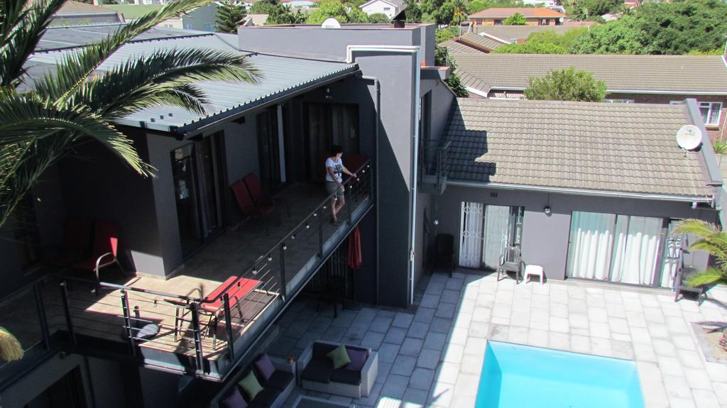 Capetown 4U Guesthouse Bloubergstrand Exteriör bild